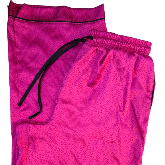 BCBG Two Piece Pajama Set Size Medium - Picture 2 of 6